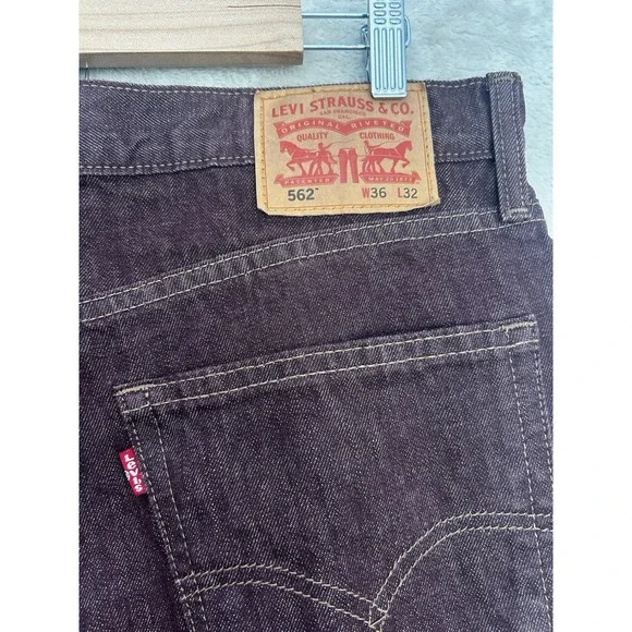 Levi's 562 Loose Taper Jeans Brown 36x32 Baggy Streetwear Y2K Denim Button Fly - Picture 7 of 11